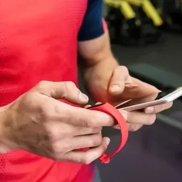 Гидратация и спорт: важность воды для женского здоровья